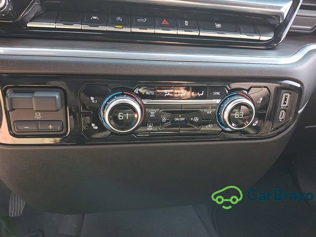 Used 2025 GMC Sierra 1500 SLT AWD/4WD image 16
