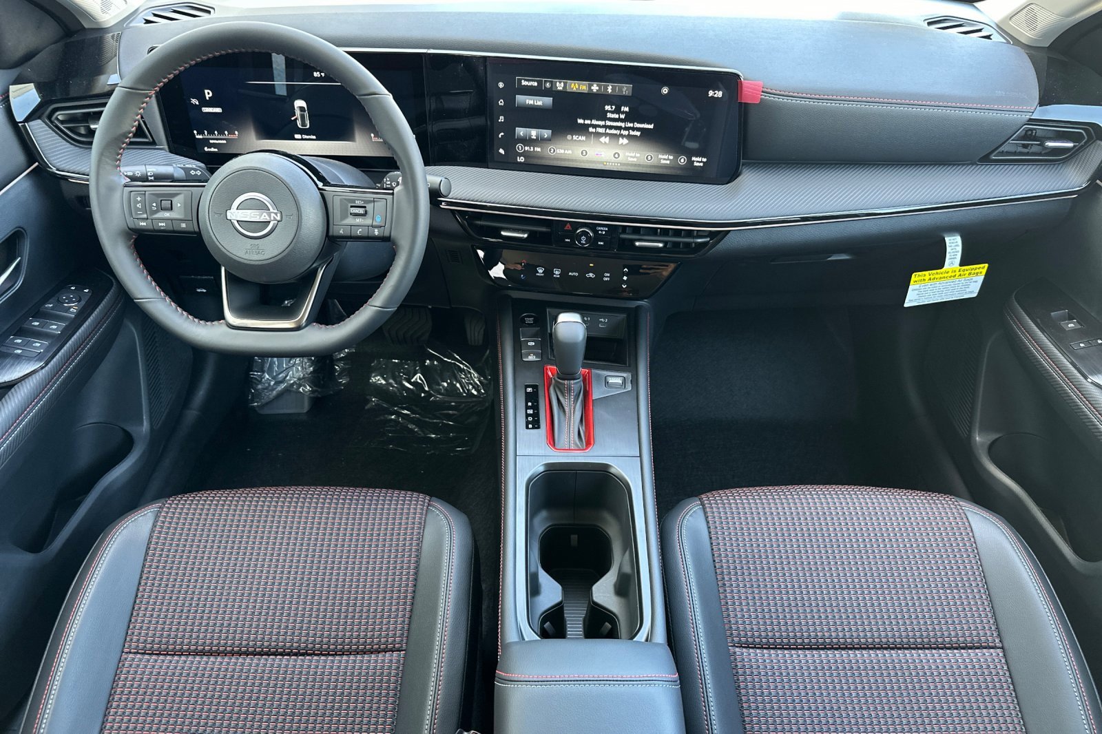 New 2025 Nissan Kicks SR image 10