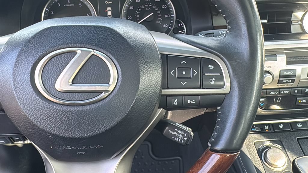 Used 2017 Lexus ES 350 w/ Luxury Package FWD image 19