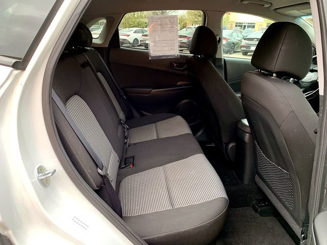 Used 2018 Hyundai Kona SEL AWD/4WD image 25