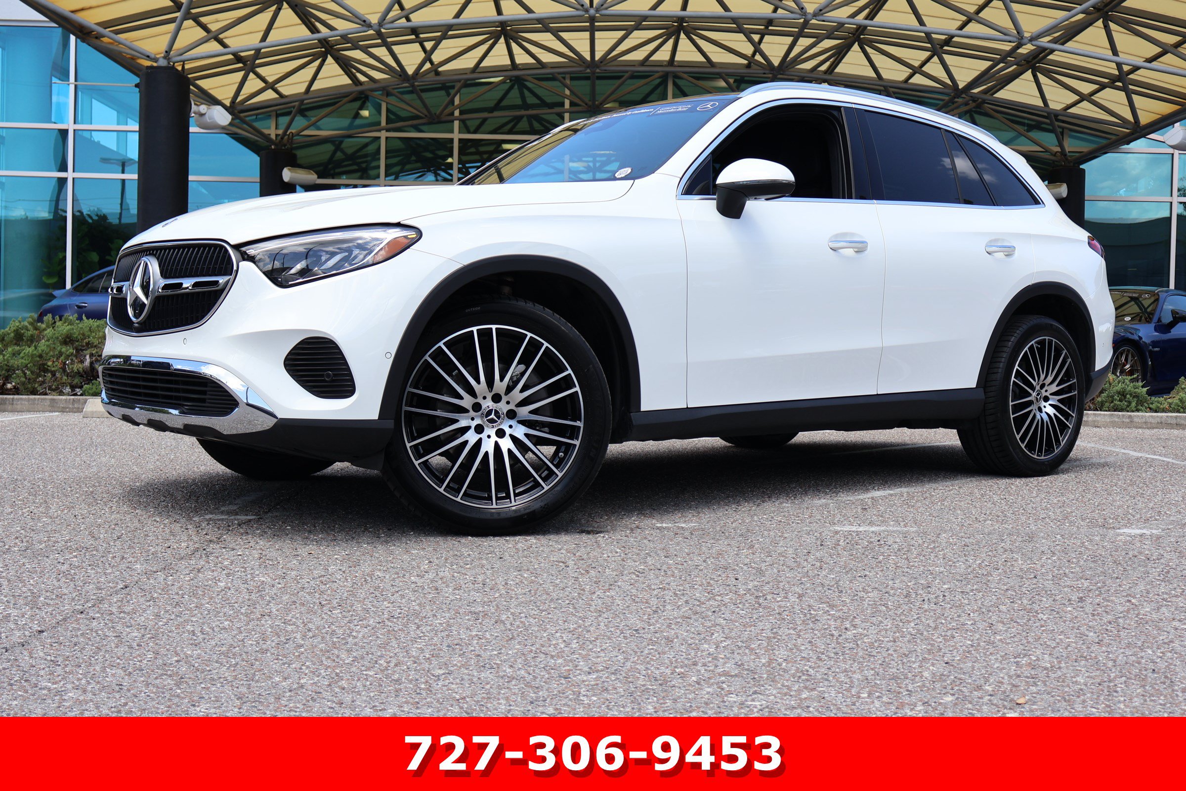 Certified 2025 Mercedes-Benz GLC 300 image 1