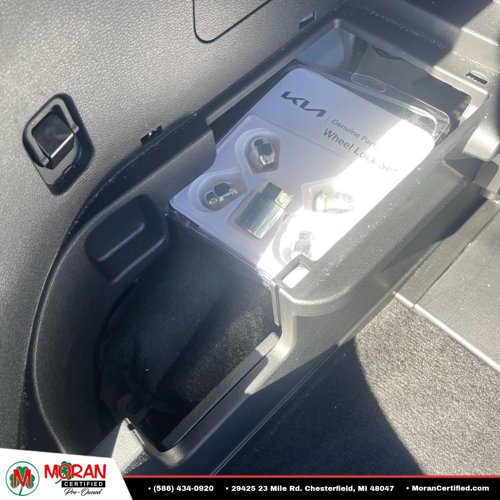 Used 2023 Kia Telluride S w/ S Sunroof Package AWD/4WD image 31