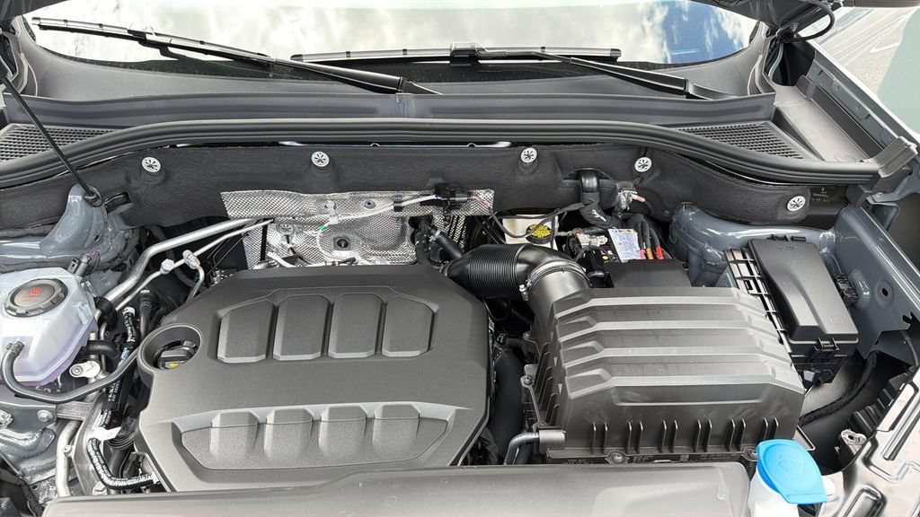 New 2026 Volkswagen Atlas SE FWD image 32