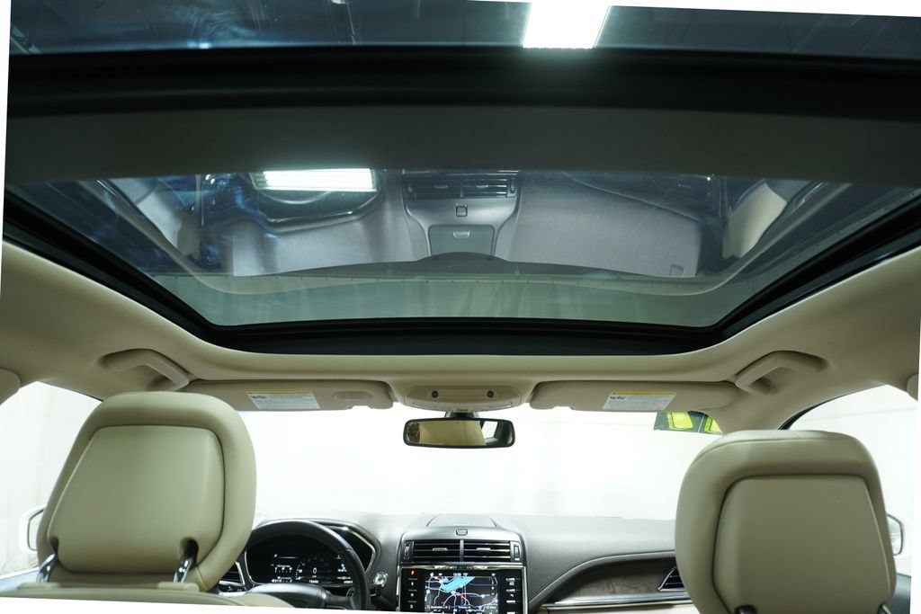 Used 2017 Lincoln Continental Select FWD image 22