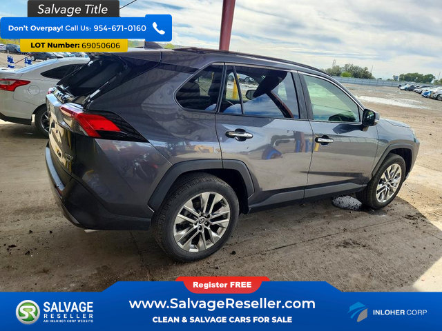 Used 2019 Toyota RAV4 Limited w/ All Weather Liner Package AWD/4WD image 4