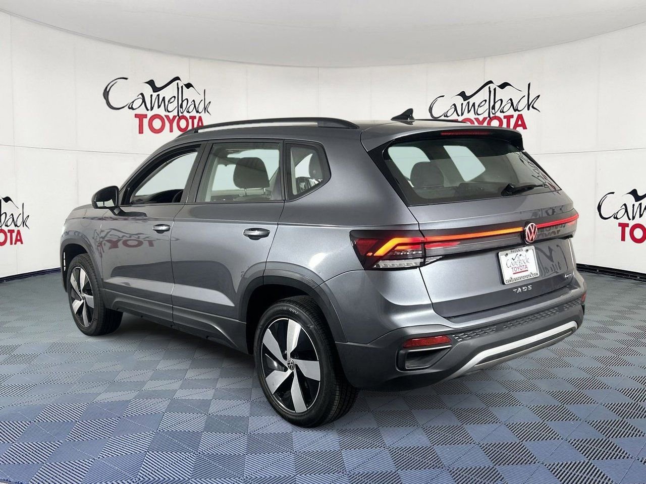 Used 2025 Volkswagen Taos S AWD/4WD image 5