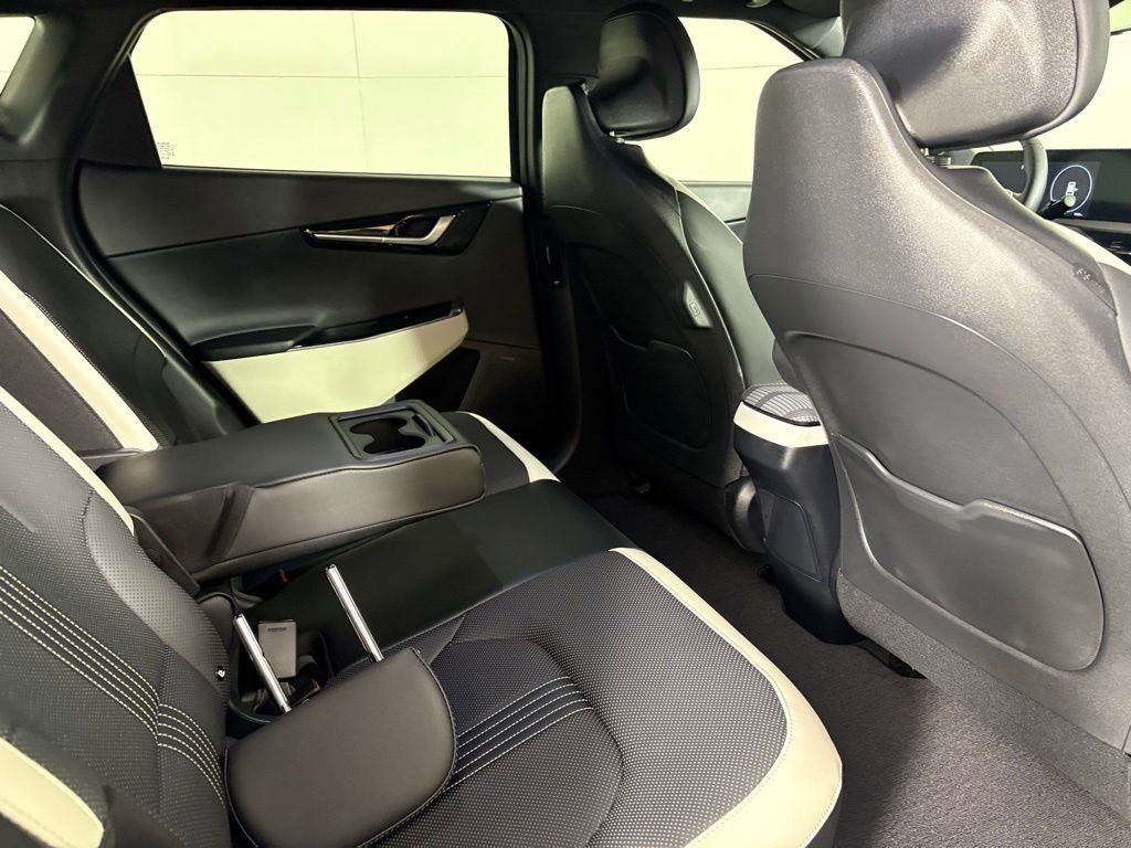 Used 2024 Kia EV6 GT-Line image 17