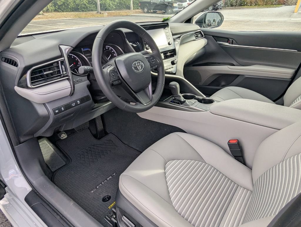 Certified 2024 Toyota Camry SE w/ Convenience Package image 25