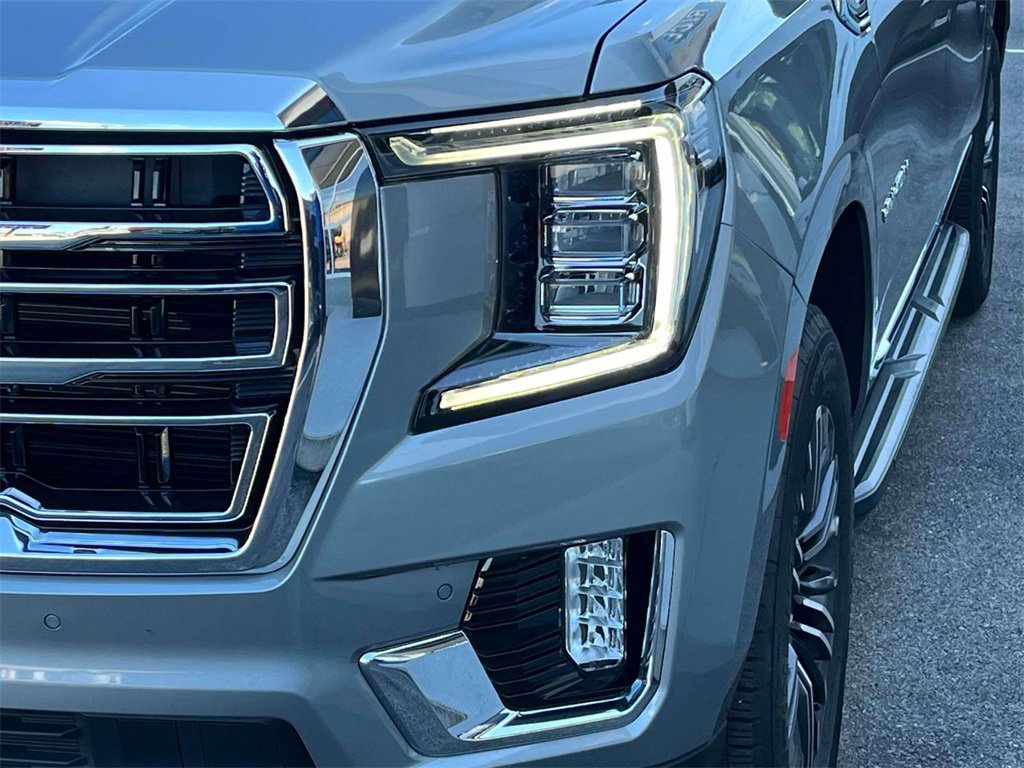 Used 2024 GMC Yukon XL SLT image 9