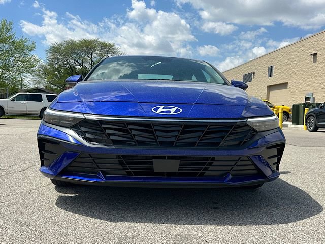 Used 2025 Hyundai Elantra SEL FWD image 10
