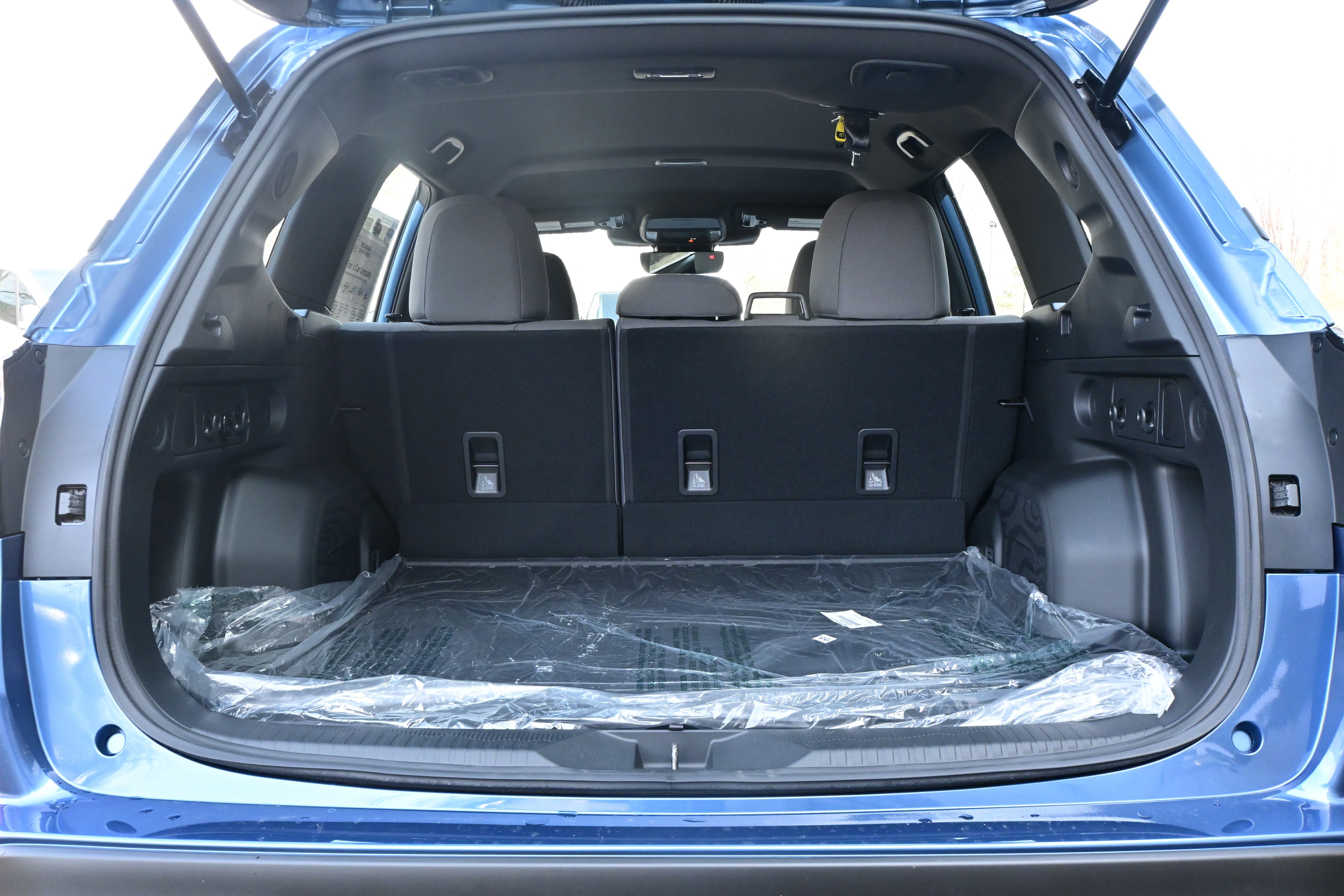 Certified 2025 Subaru Forester w/ Convenience Package #2 image 32