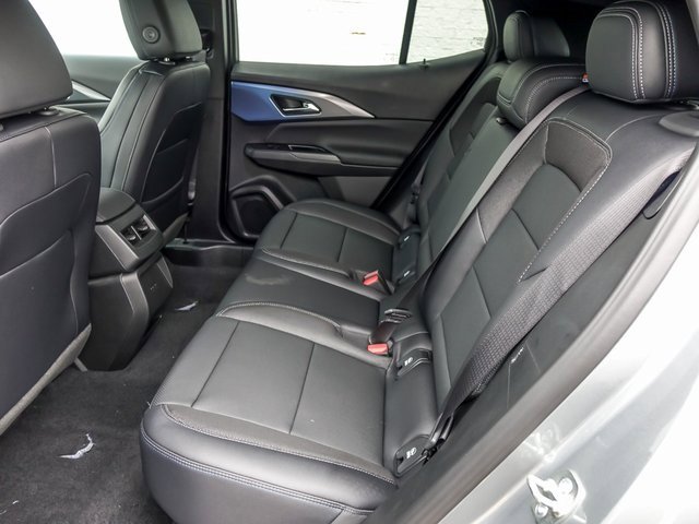 New 2026 Chevrolet Equinox EV LT image 16