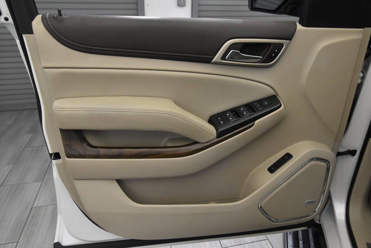 Used 2019 GMC Yukon XL Denali w/ Denali Ultimate Package image 13