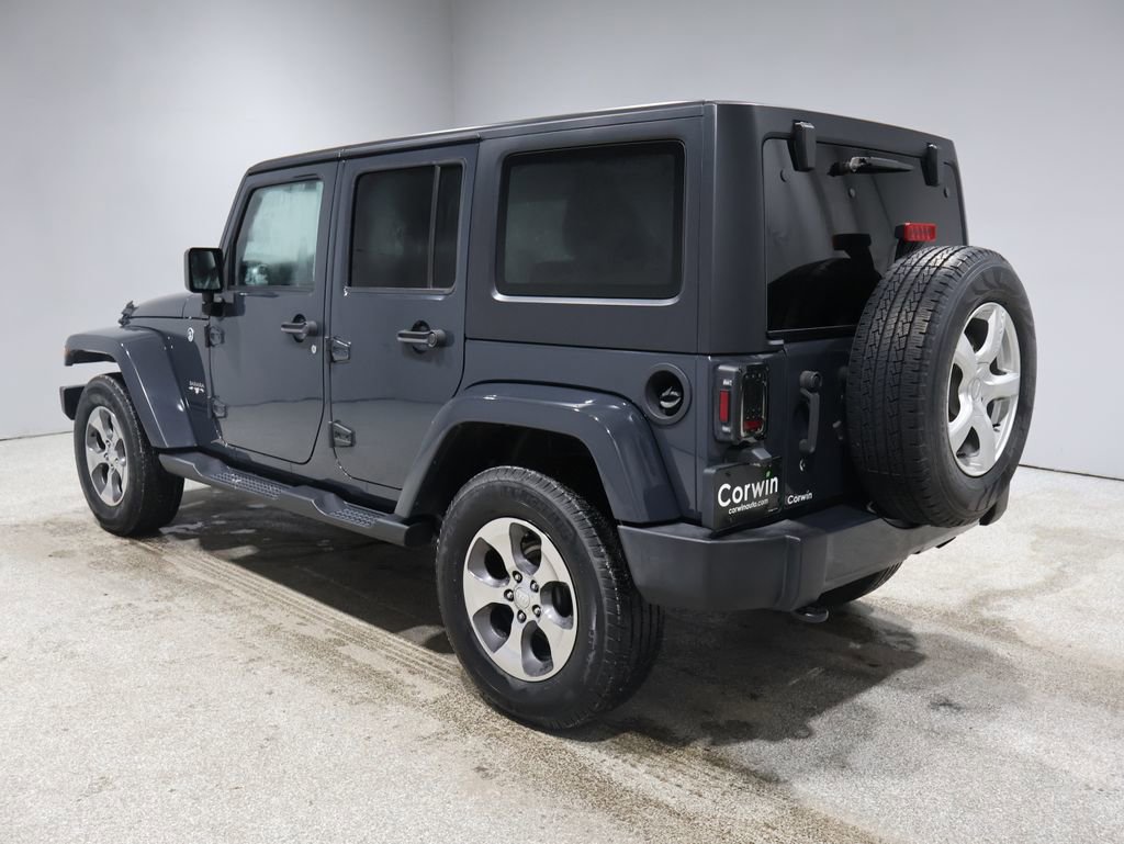 Used 2016 Jeep Wrangler Unlimited Sahara image 4