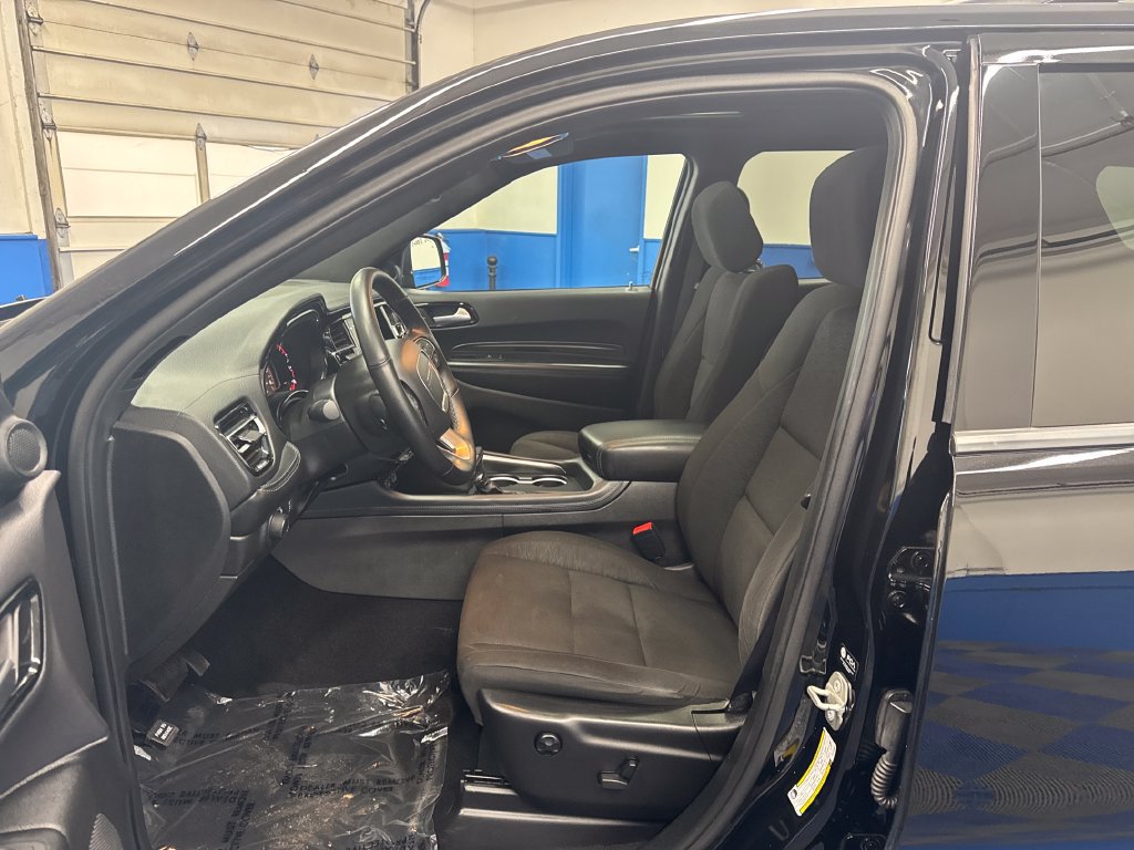 Used 2023 Dodge Durango SXT w/ SXT Blacktop Group AWD/4WD image 13