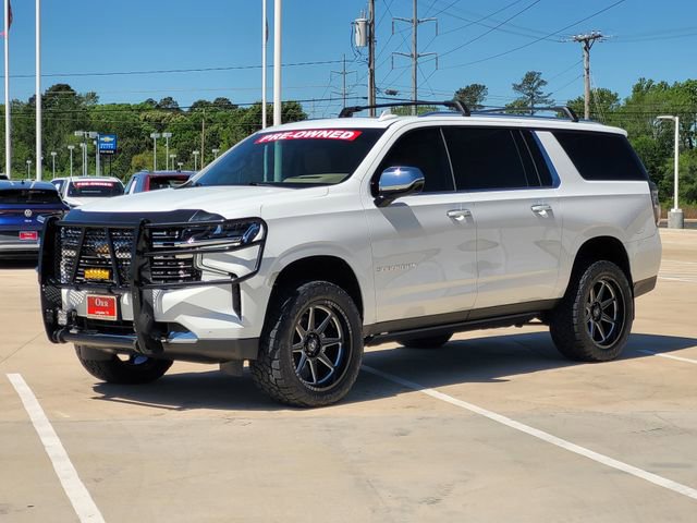 Used 2021 Chevrolet Suburban Premier w/ Premium Package image 3