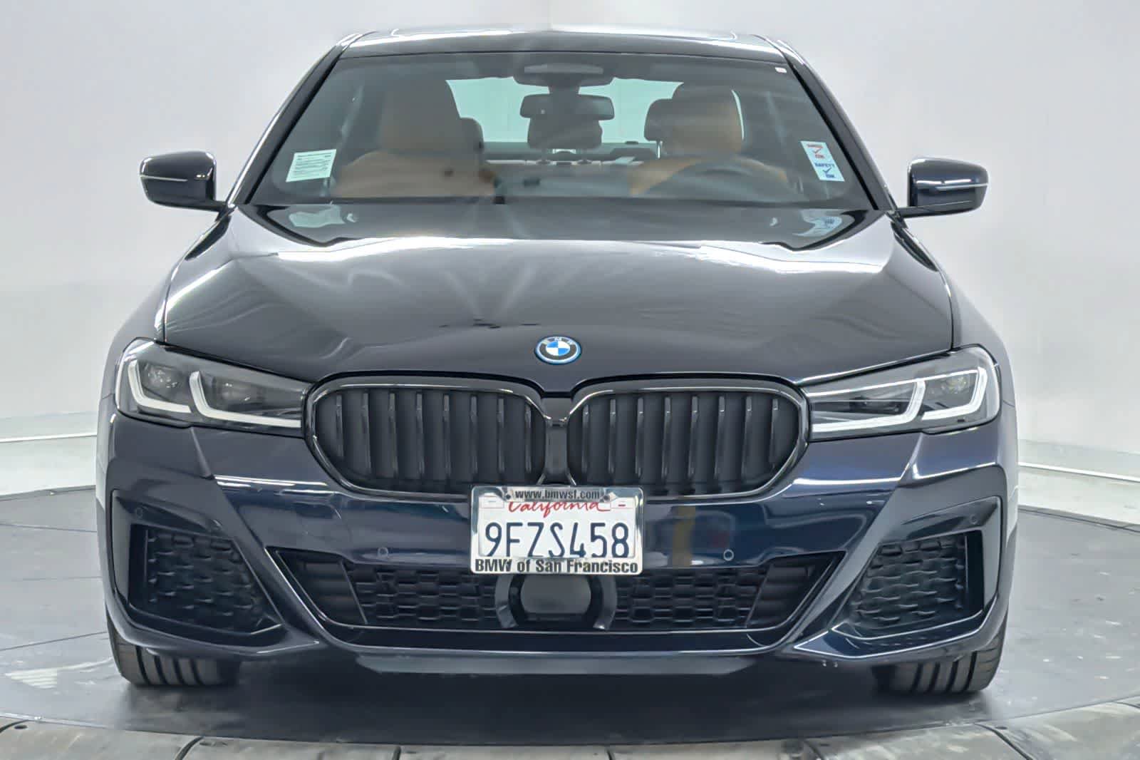 Used 2023 BMW 530e w/ M Sport Package image 10