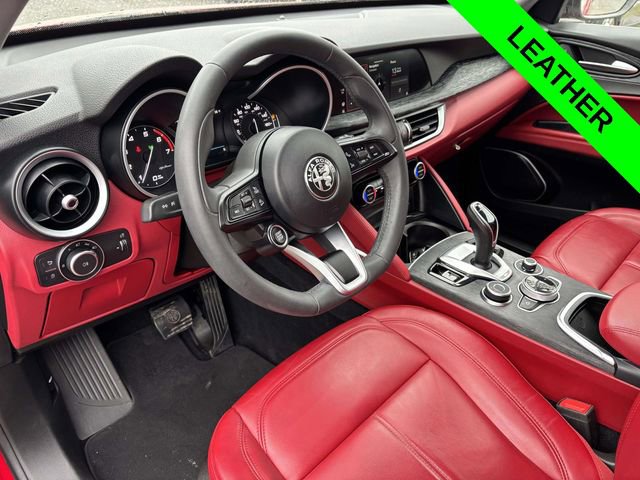 Used 2020 Alfa Romeo Stelvio Sport w/ Cold Weather Package image 8