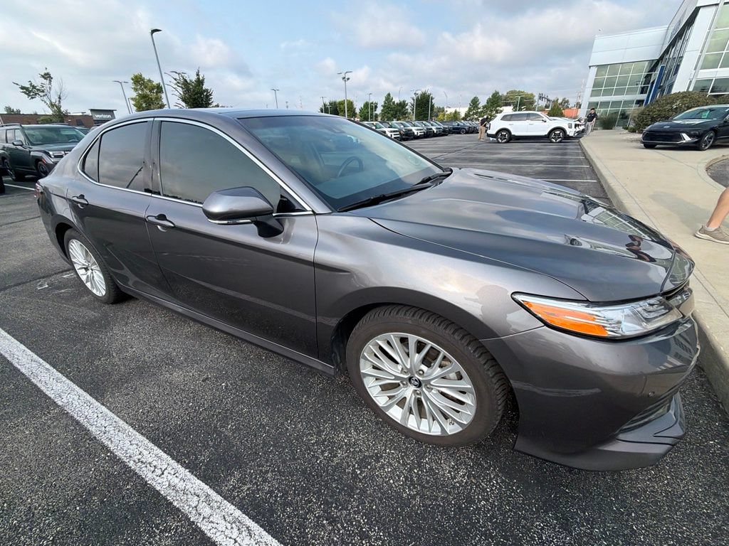 Used 2018 Toyota Camry XLE w/ Audio Package FWD image 5
