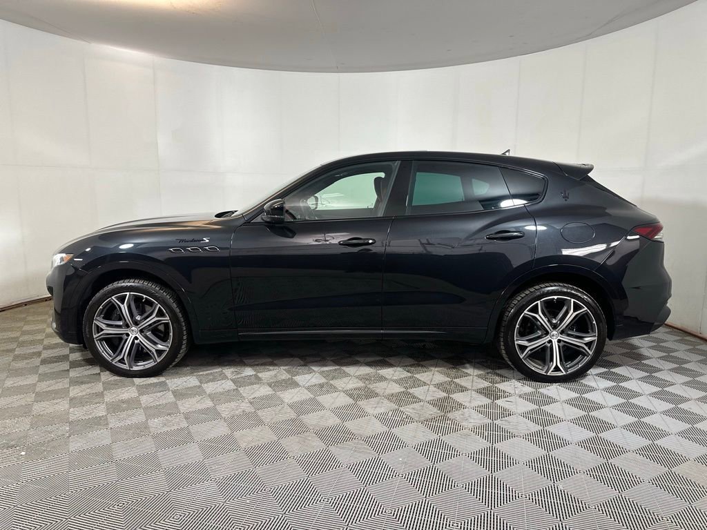 Used 2022 Maserati Levante Modena S image 3