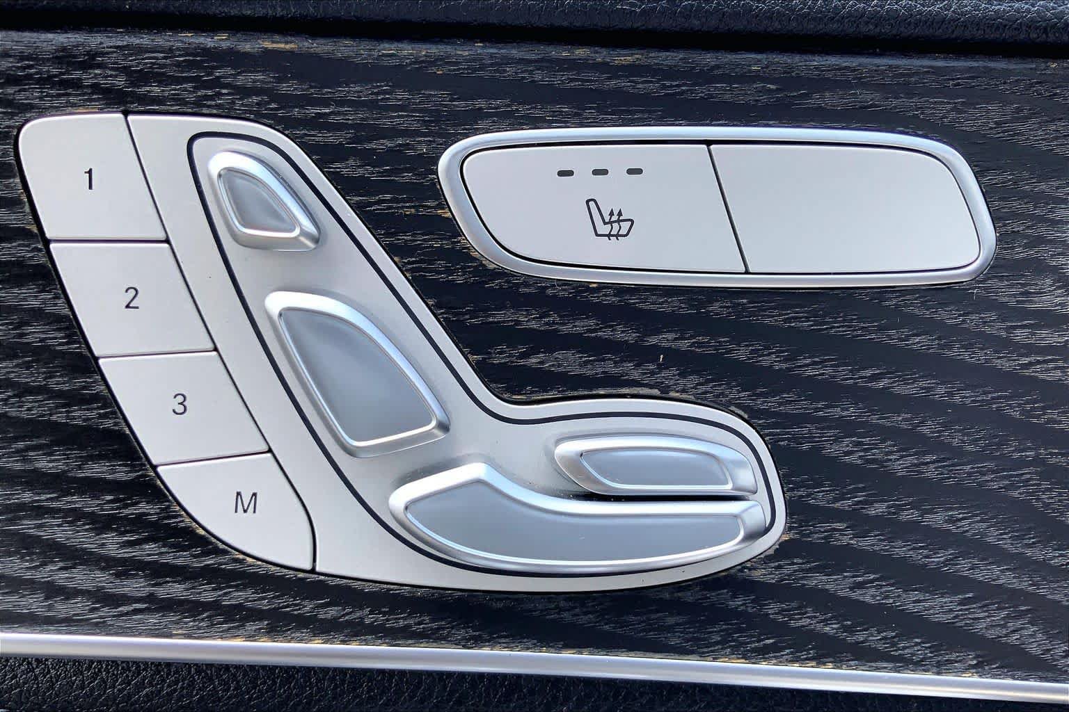 Used 2015 Mercedes-Benz C 300 4MATIC Sedan image 33