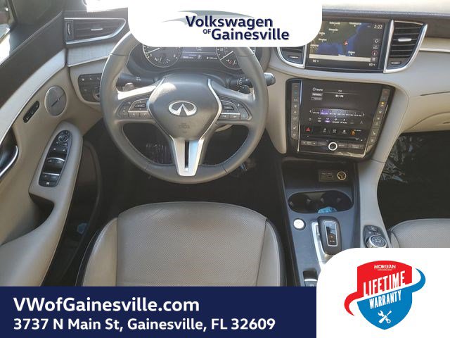 Used 2023 INFINITI QX50 Sensory image 15
