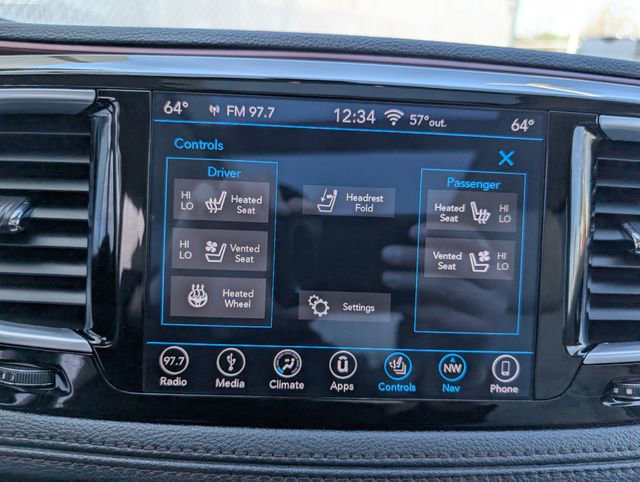 Used 2019 Chrysler Pacifica Limited FWD image 5