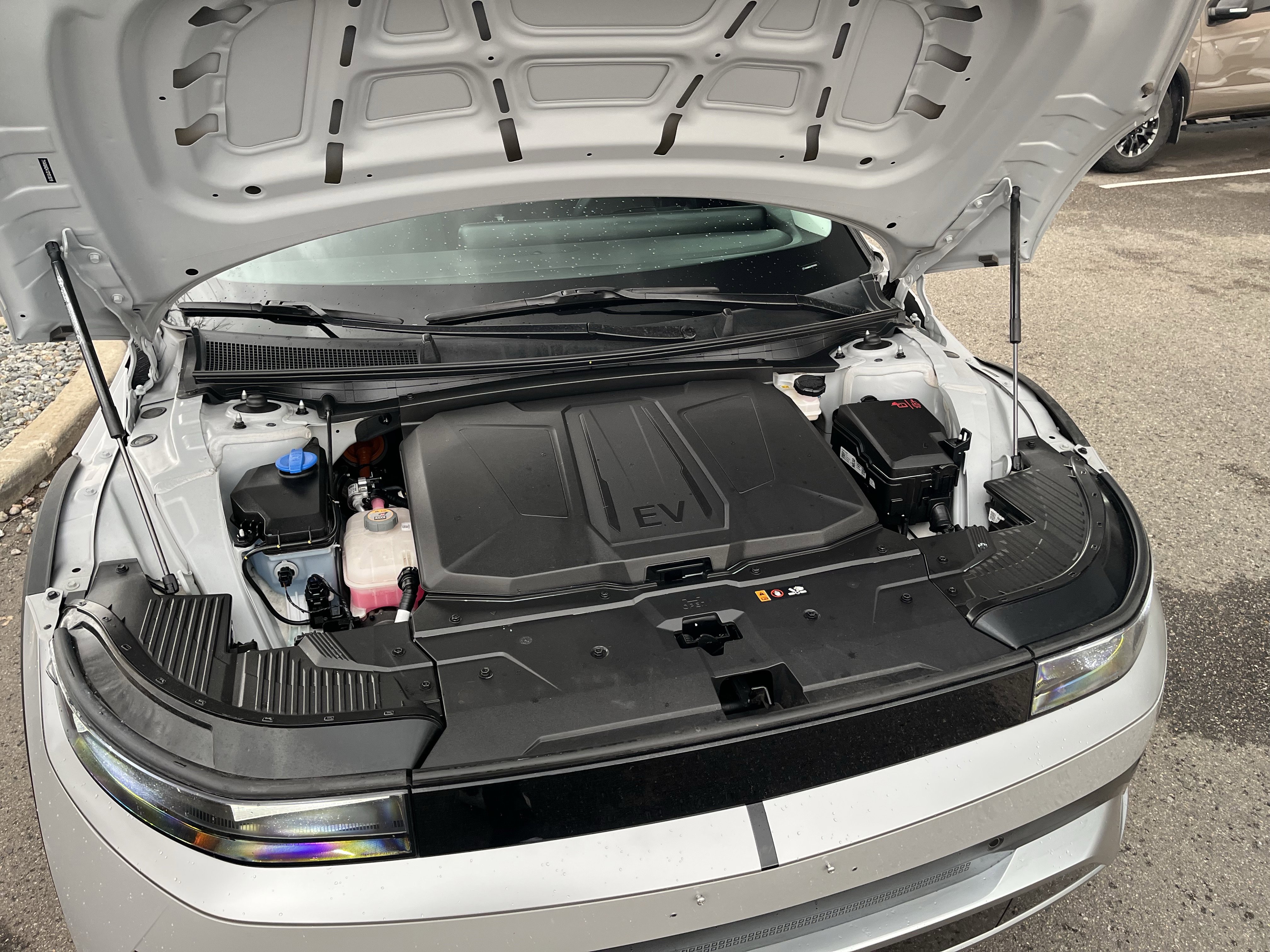 Used 2025 Hyundai Ioniq 5 SE image 10
