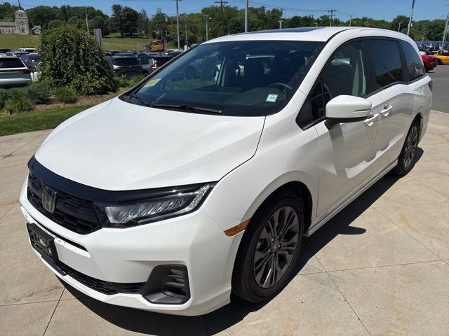 Used 2026 Honda Odyssey Touring image 3