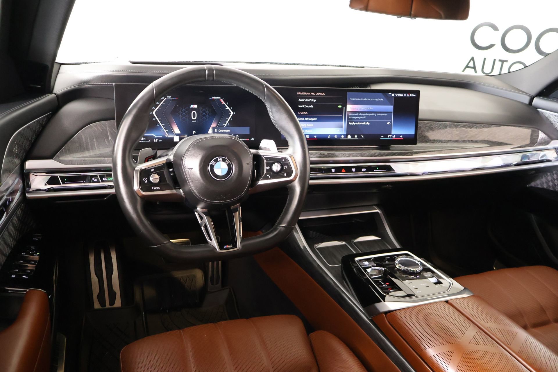 Used 2023 BMW 760i xDrive w/ Luxury Rear Seating Package AWD/4WD image 2