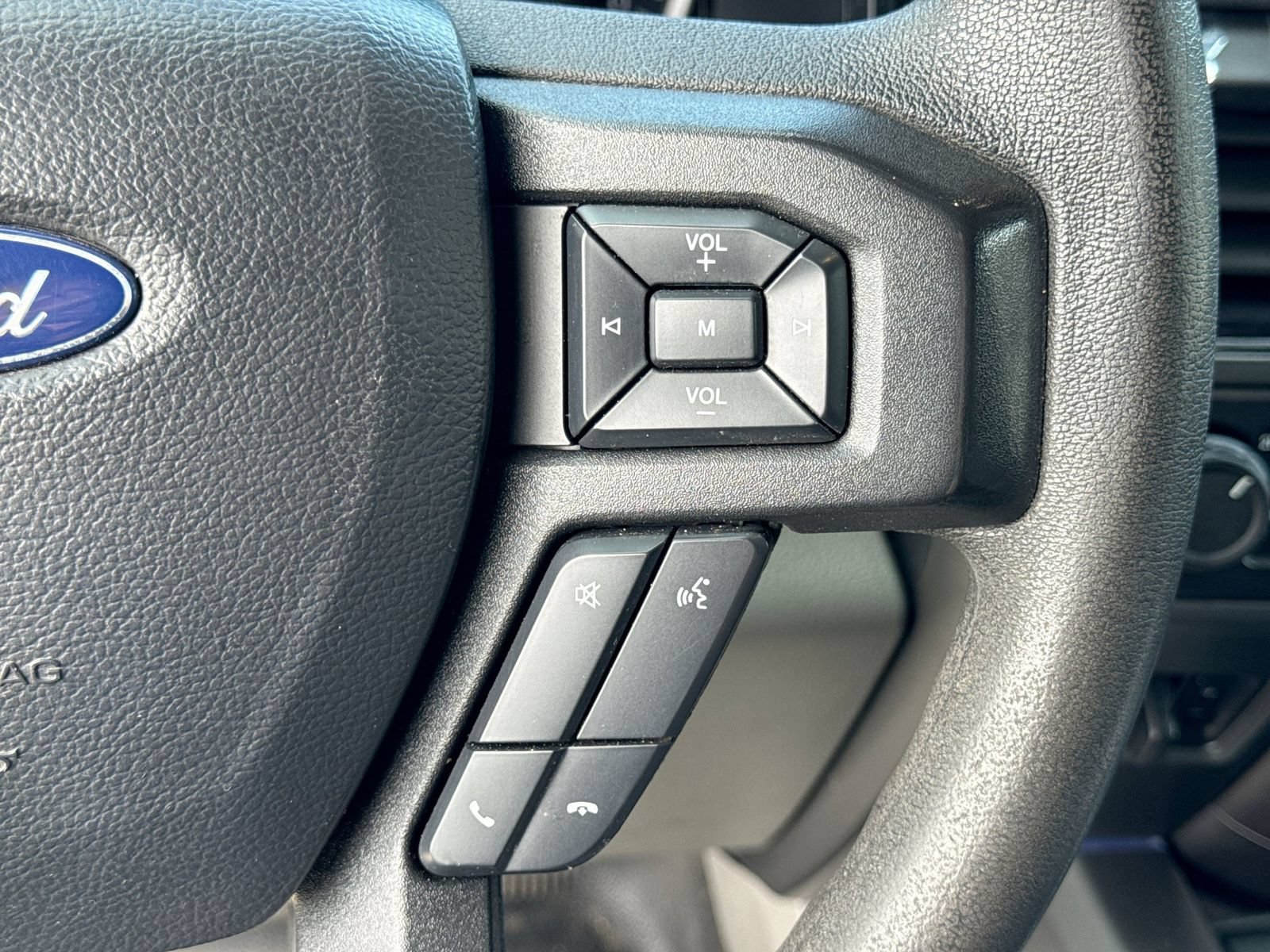 Used 2020 Ford F250 XLT w/ XLT Premium Package AWD/4WD image 26