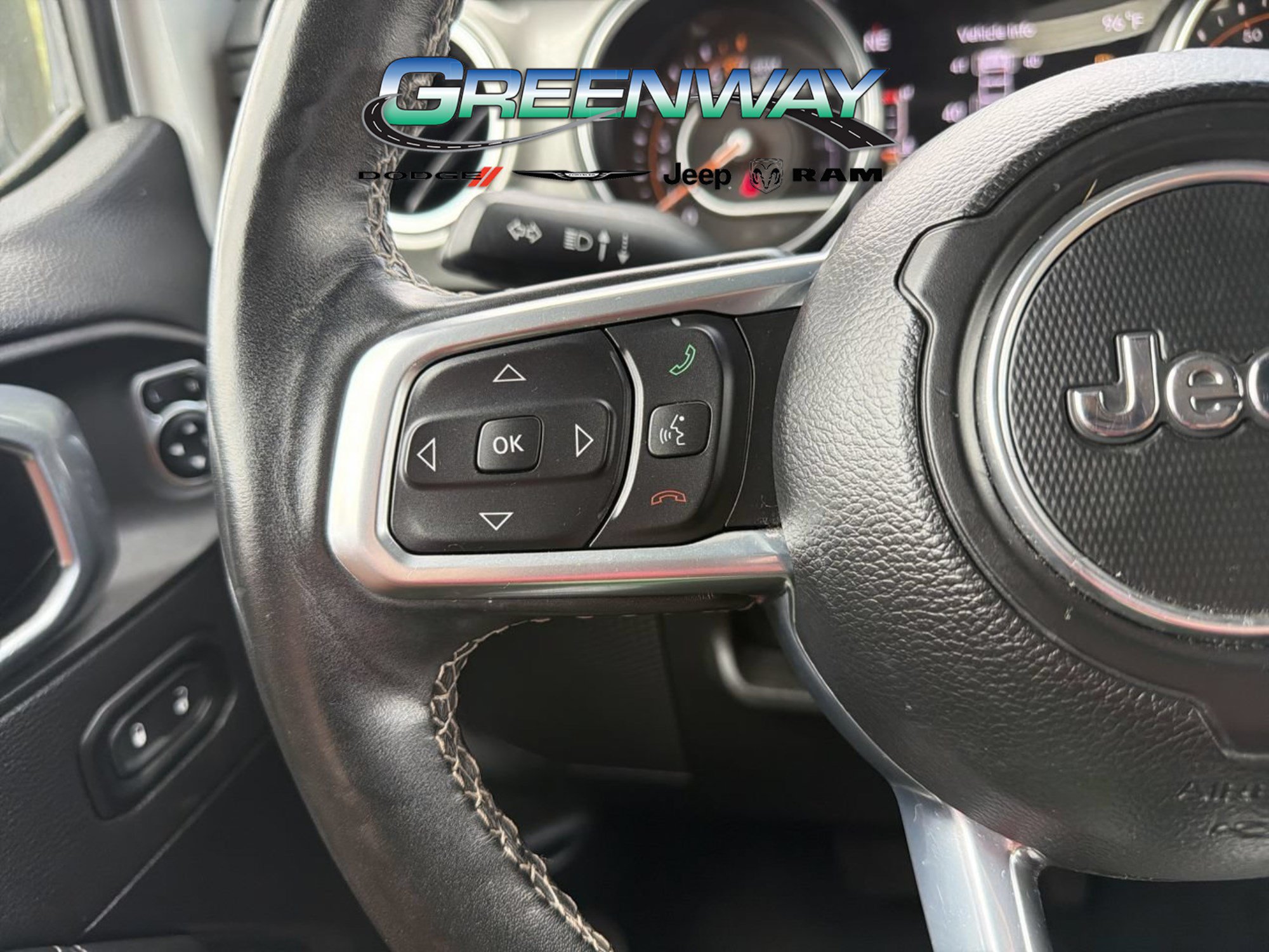 Used 2022 Jeep Wrangler Unlimited Sahara w/ Cold Weather Group AWD/4WD image 25