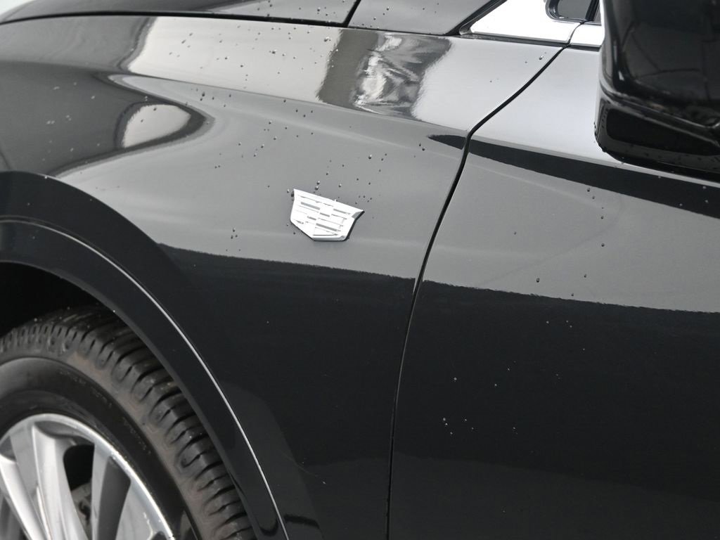 Used 2022 Cadillac XT6 Premium Luxury w/ Technology Package image 11