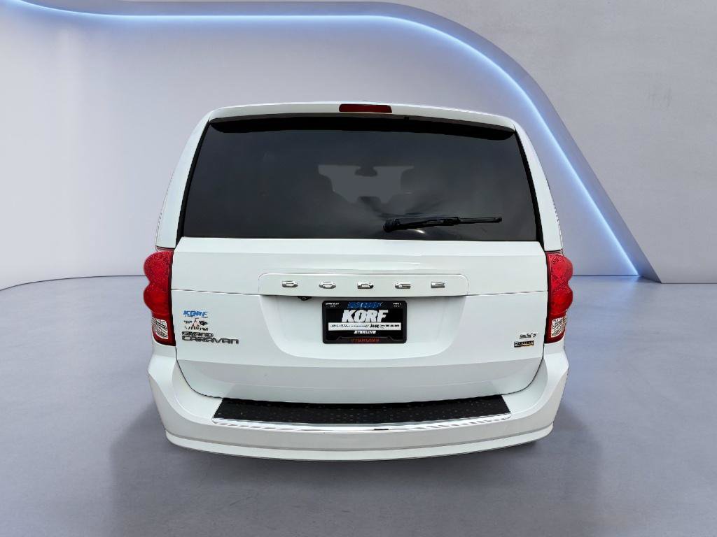 Used 2018 Dodge Grand Caravan SXT FWD image 6