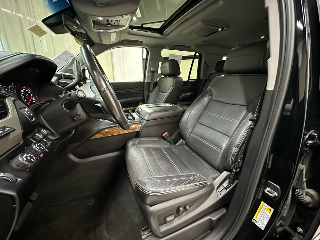 Used 2016 GMC Yukon Denali w/ Open Road Package AWD/4WD image 34
