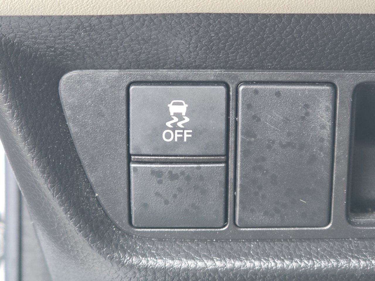 Certified 2023 Honda HR-V LX image 8