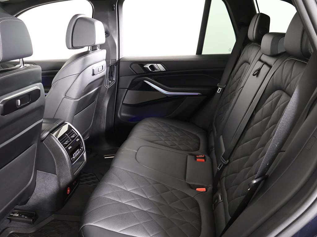 Used 2024 BMW X5 M60i w/ Climate Comfort Package AWD/4WD image 40