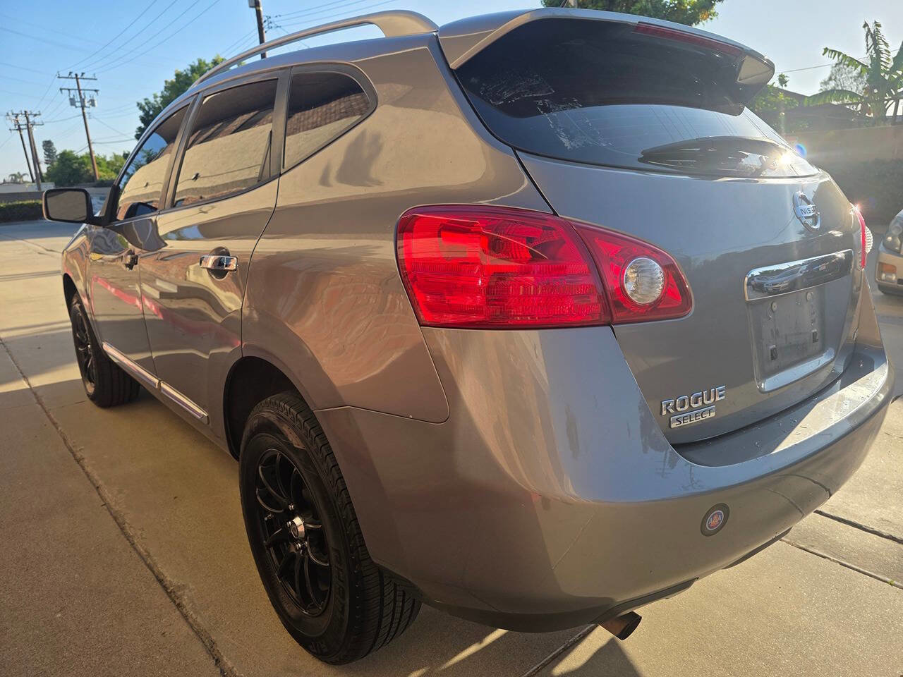 Used 2015 Nissan Rogue S w/ Convenience Package image 4