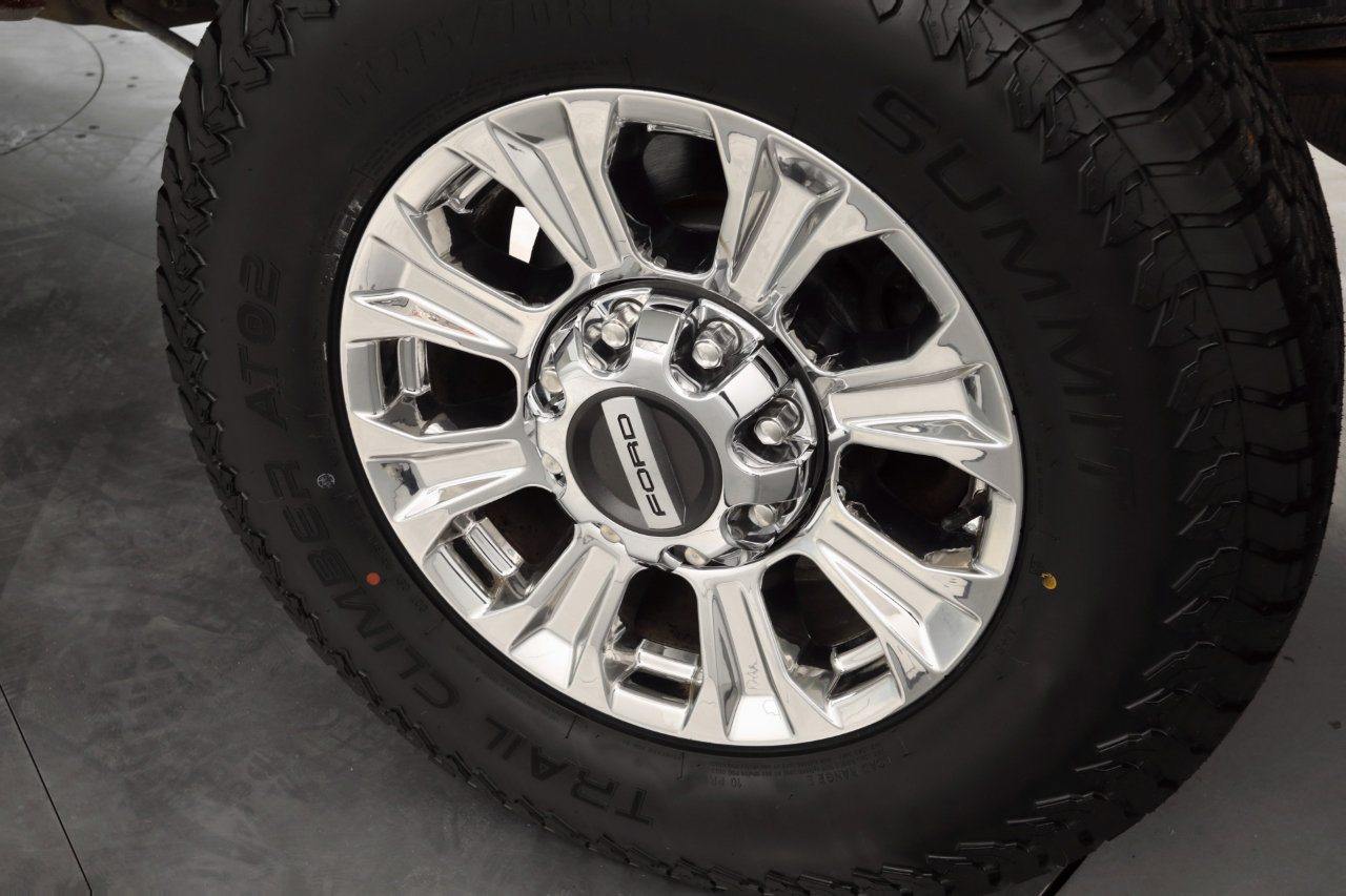 Used 2019 Ford F250 Lariat w/ Lariat Ultimate Package image 10