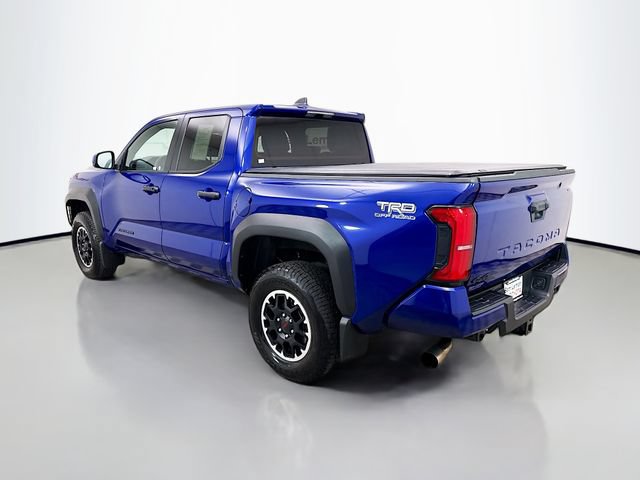 Used 2025 Toyota Tacoma TRD Off-Road AWD/4WD image 5