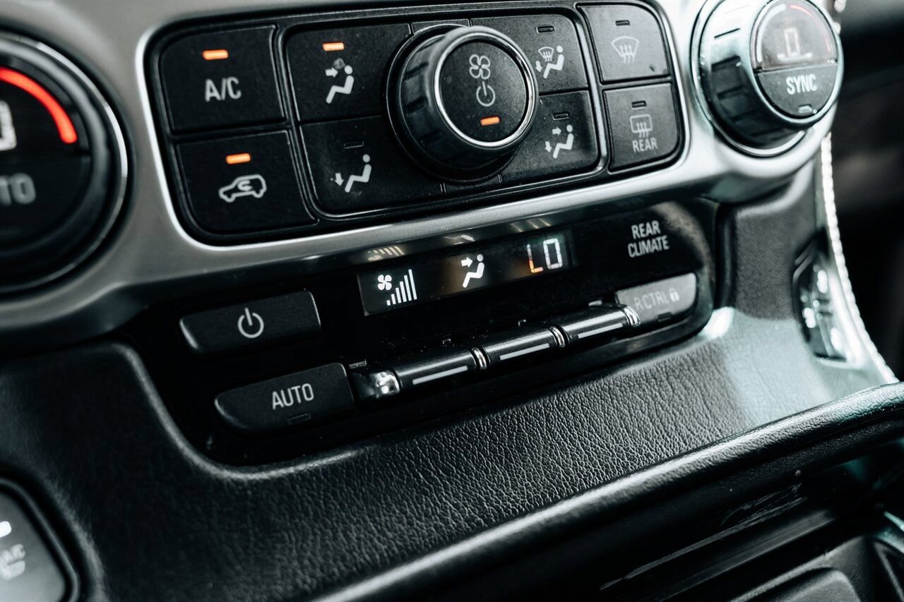 Used 2015 Chevrolet Suburban LTZ AWD/4WD image 33