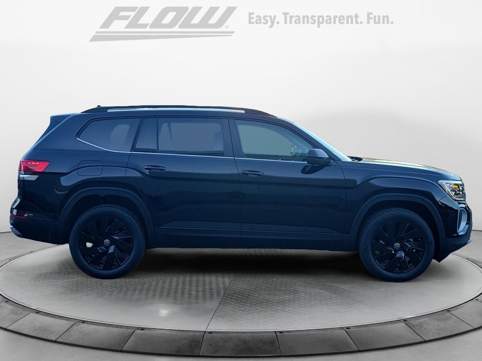 New 2026 Volkswagen Atlas SE image 8