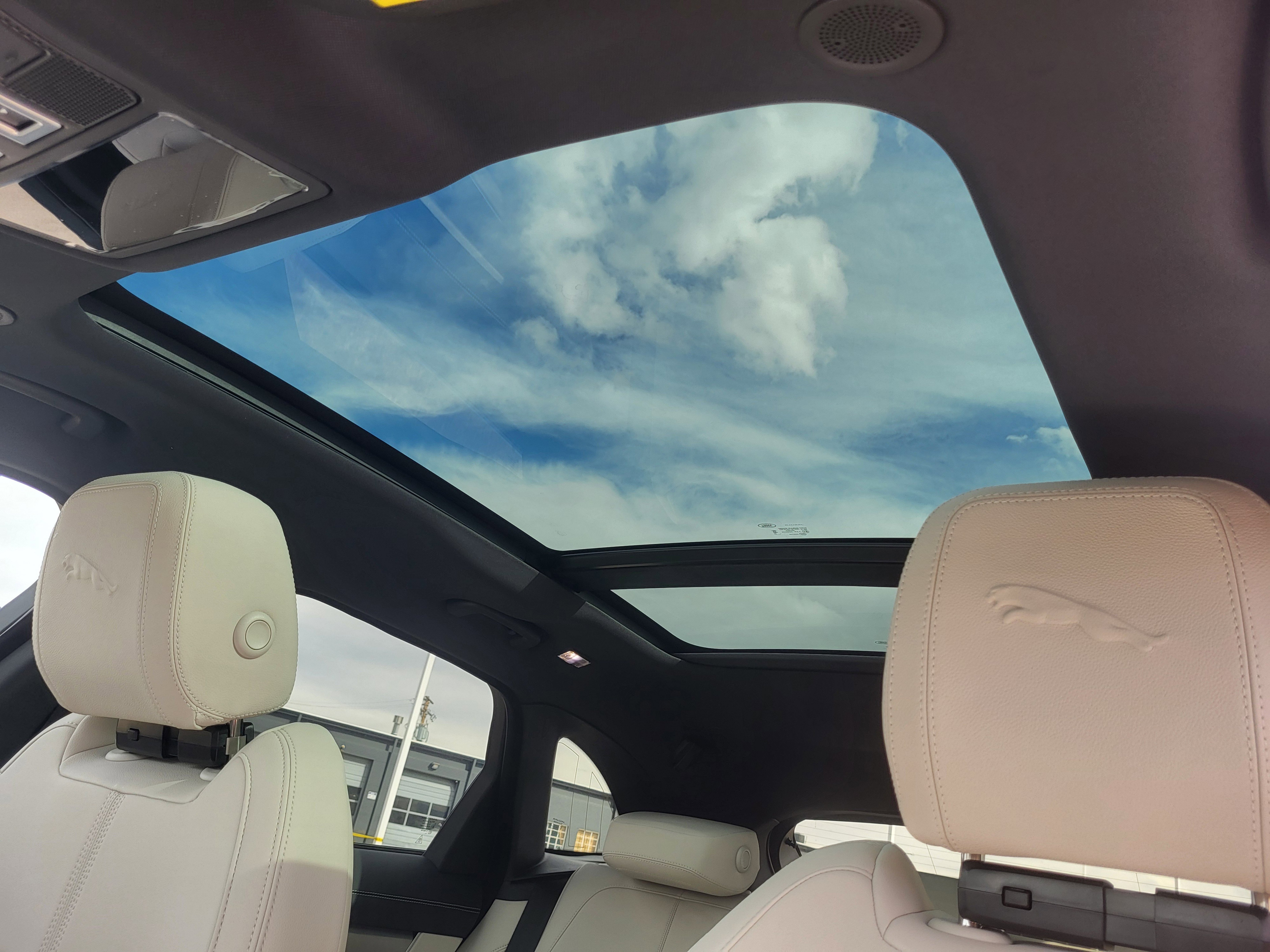 New 2026 Jaguar F-PACE R-Dynamic S image 30