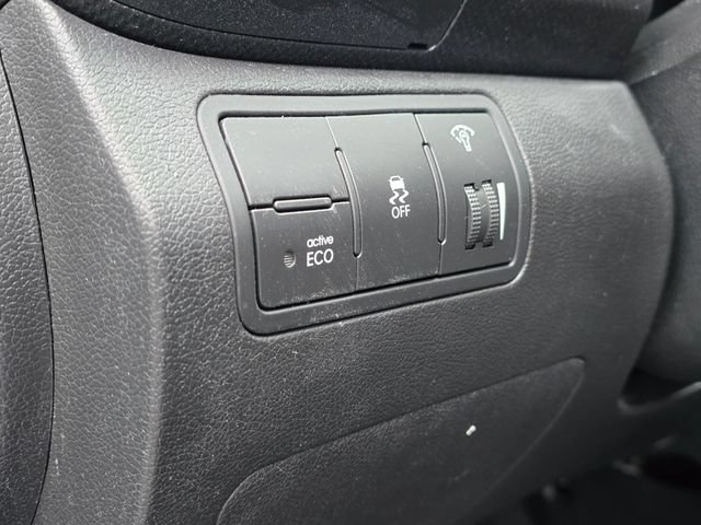 Used 2012 Hyundai Accent GS FWD image 23
