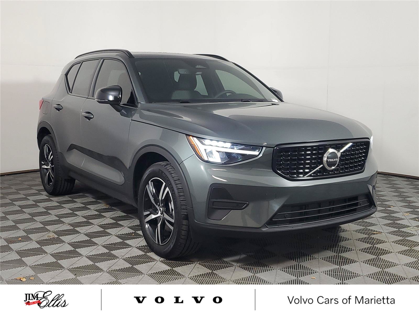 Certified 2026 Volvo XC40 B5 Core