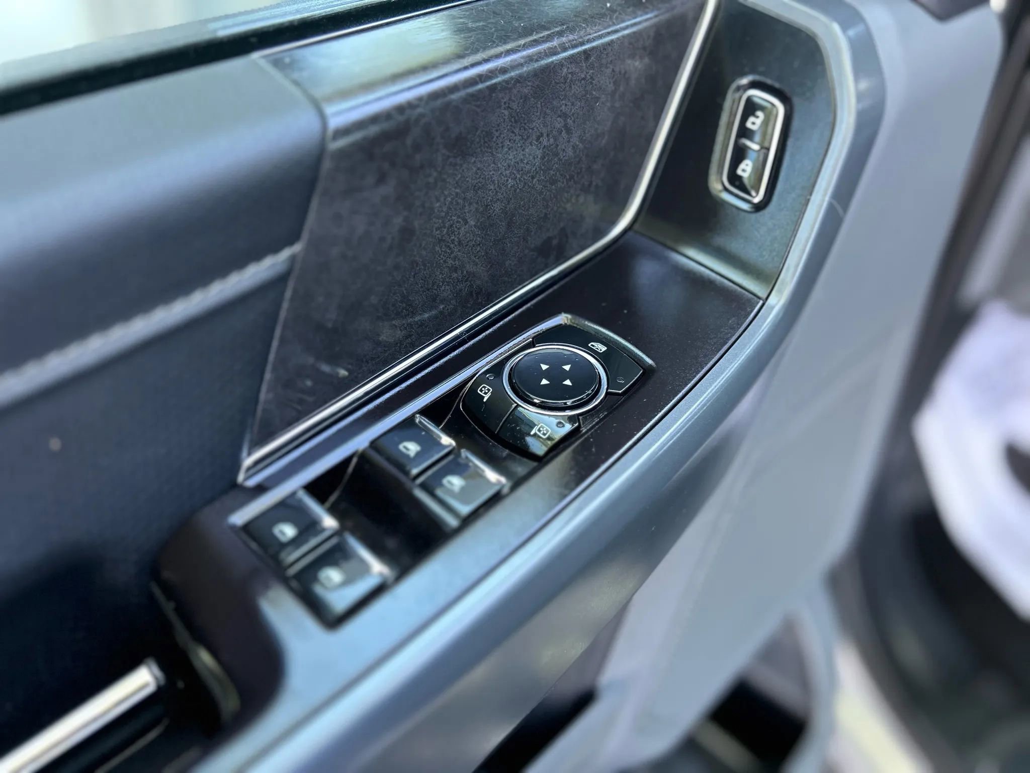 Used 2024 Ford F150 XLT w/ Mobile Office Package image 17