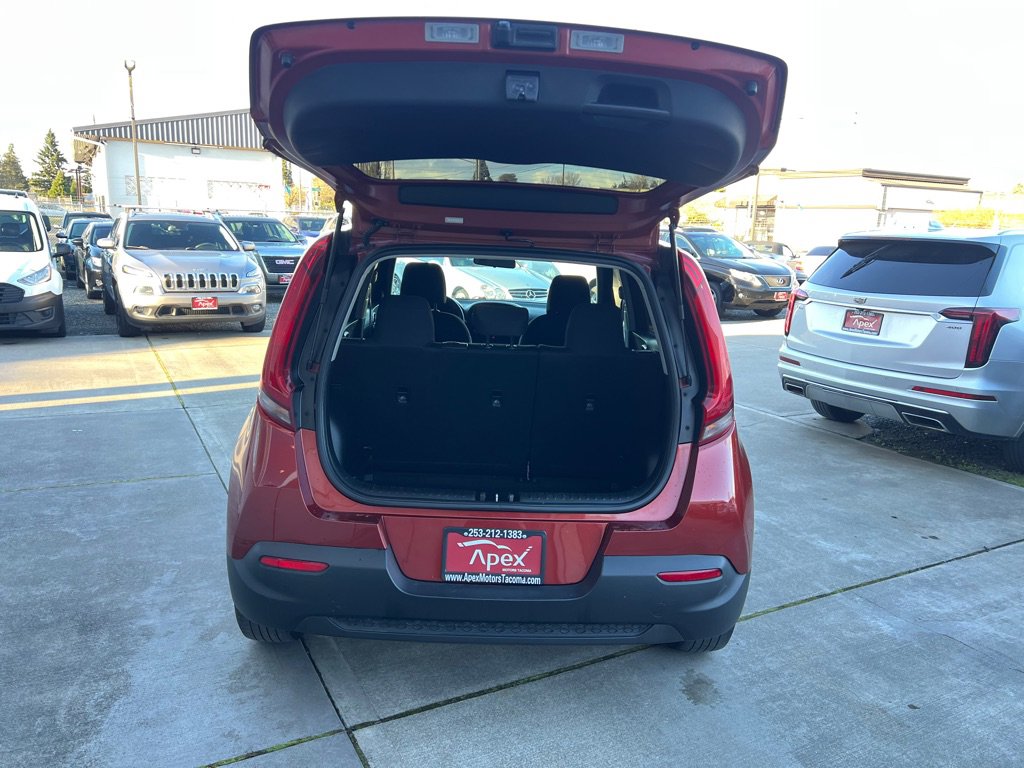 Used 2020 Kia Soul LX FWD image 14