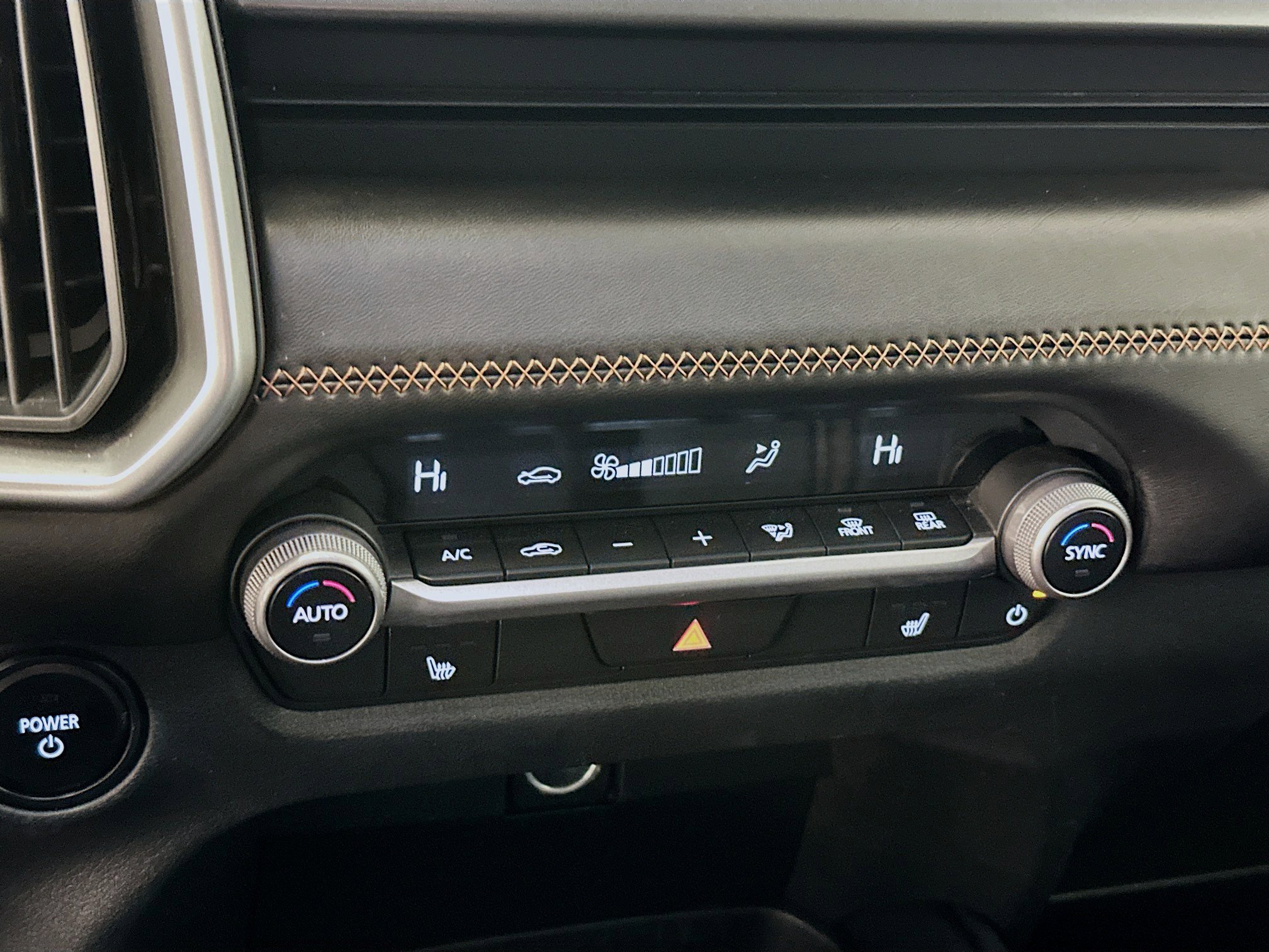 Used 2025 MAZDA CX-50 AWD 2.5 Hybrid w/ Premium Pkg image 24