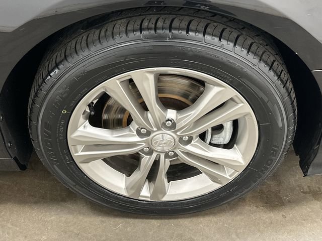 Used 2019 Hyundai Sonata Limited w/ Ultimate Package 04 image 5