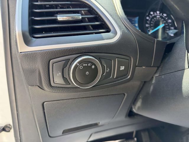 Used 2023 Ford Edge SE AWD/4WD image 17